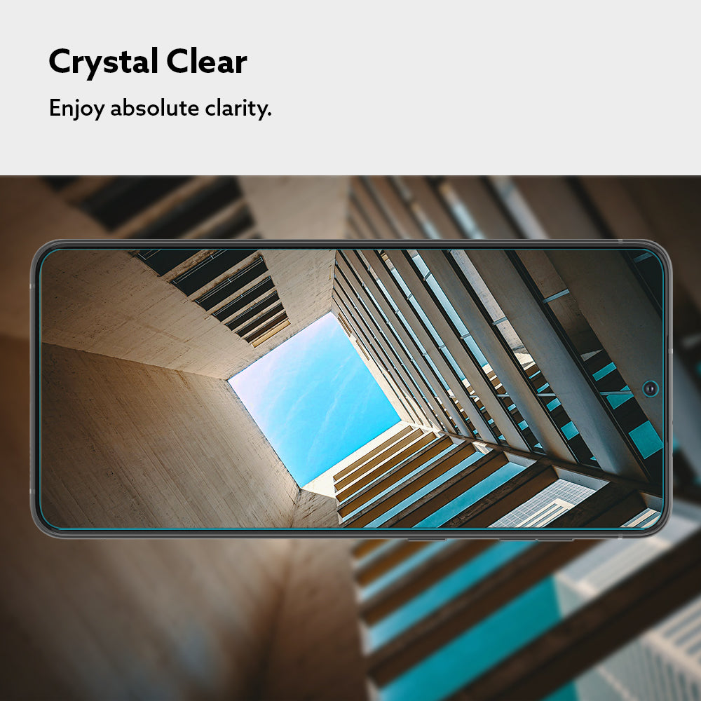 AFL02556 - Galaxy S21 Film Screen Protector showing the crystal clear absolute clarity